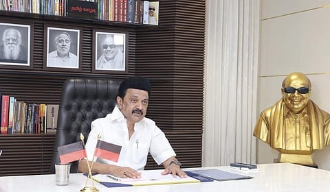 40 தொகுதிகளிலும் வெற்றி என்ற இலக்கை அடைய தீவிர பணியாற்ற வேண்டும் - திமுக தலைவர் ஸ்டாலின் அறிவுறுத்தல்