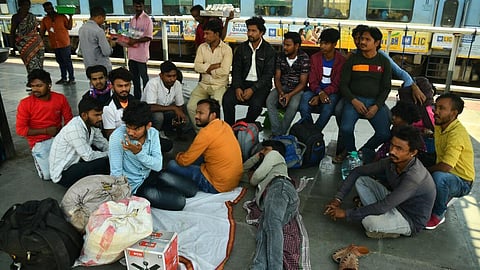 வட மாநில தொழிலாளர்கள் @ தமிழகம் 6 - முதலாளிகளின் சொத்துக் குவிப்புக்கு இவர்களும் காரணமாவது எப்படி?