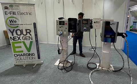 கோவையில் 20 இடங்களில் மின்சார வாகனங்களுக்கான சார்ஜிங் மையங்கள்: மாநகராட்சி புரிந்துணர்வு ஒப்பந்தம்