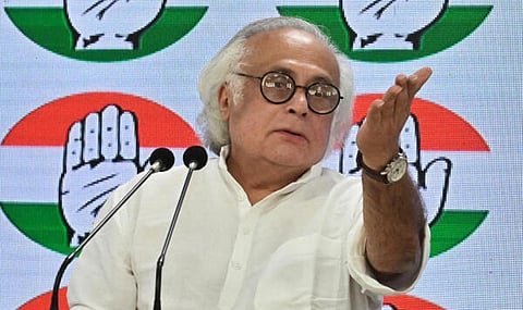 அமித் ஷாவின் ‘மிரட்டல்’ பேச்சு வெட்கக்கேடானது: காங்கிரஸ் சாடல்