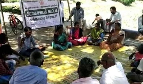 ‘நிலம் எடுக்கும் என்எல்சி - வீட்டுக்கு ஒருவருக்கு வேலை தர வேண்டும்’ - கத்தாழை கிராம சபைக் கூட்டத்தில் மக்கள் மனு
