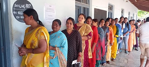 கர்நாடக தேர்தல் | முற்பகல் 11 மணி வரை  21% வாக்குகள் பதிவு