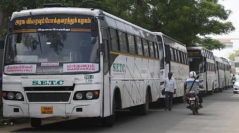 போக்குவரத்து கழகங்களில் ஒப்பந்த ஊழியர் நியமிப்பதை நிறுத்த வேண்டும் - தொழிலாளர் நலத் துறை அறிவுறுத்தல்