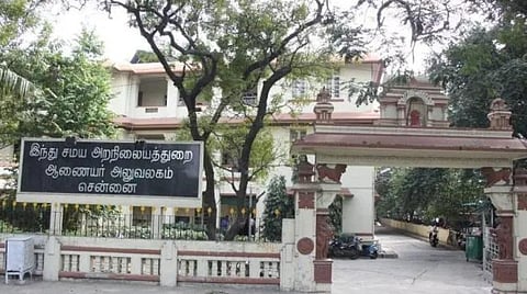 அனைத்து கோயில்களுக்கும் விரைவில் அறங்காவலர்களை நியமிக்க உச்ச நீதிமன்றம் அறிவுறுத்தல்