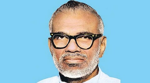 சி.பா.ஆதித்தனார் 42-வது நினைவு நாள்: தலைவர்கள் மாலை அணிவித்து மரியாதை