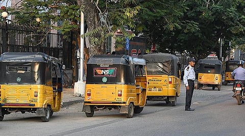 சென்னை | ஆட்டோ ஓட்டுநர்கள் காத்திருப்பு போராட்டம் தள்ளிவைப்பு