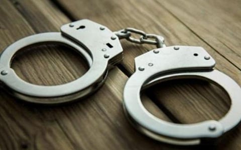 வாலாஜா அருகே இரு தரப்பினரிடையே ஏற்பட்ட மோதலில் 35 பேர் கைது