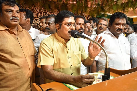 தஞ்சையில் நடந்த வைத்திலிங்கம் இல்லத் திருமண விழாவில் பேசும் டிடிவி தினகரன்