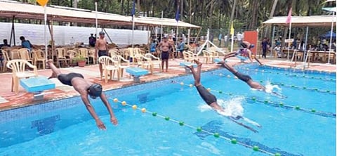 நீச்சல் போட்டியில் மதுஸ்ரீக்கு தங்கம்