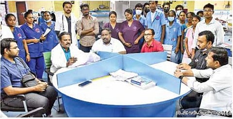 எங்கள் பிரச்சினைகளை அரசு காது கொடுத்து கேட்குமா? - அரசு மருத்துவர்கள் ஆதங்கம்