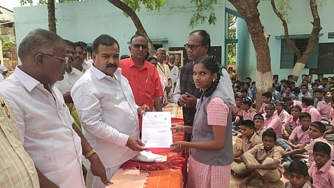 100 நாள் வேலை | தமிழகத்துக்கு மத்திய அரசு இடையூறு செய்வதாக மாணிக்கம் தாக்கூர் எம்.பி. குற்றச்சாட்டு