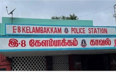 செங்கல்பட்டில் இருளர் பெண்களுக்கு நீதி கேட்டு தர்ணா
