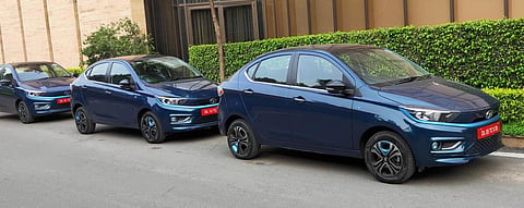 பேட்டரி, எத்தனால், மெத்தனாலில் இயங்கும் போக்குவரத்து வாகனத்துக்கு உரிமக் கட்டணம் ரத்து