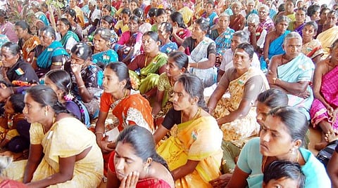 உரிமைத் தொகைப் பயனாளிகள்: தேவை மறுபரிசீலனை