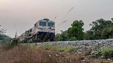 சேலம், கரூர் வழியாக இயக்கப்பட்டு வரும் தஞ்சாவூர் - ஹூப்பள்ளி ரயில் சேவை செப்டம்பர் வரை நீட்டிப்பு