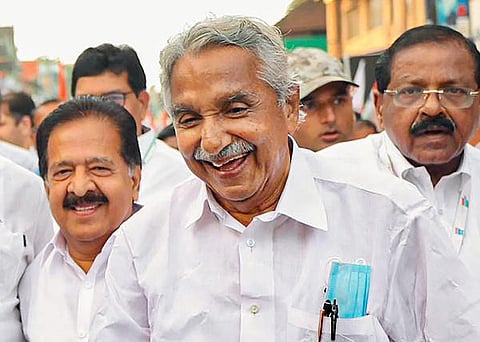 கேரள முன்னாள் முதல்வர் உம்மன் சாண்டி மறைவு: பிரதமர் நரேந்திர மோடி உள்ளிட்ட அரசியல் கட்சித் தலைவர்கள் இரங்கல்