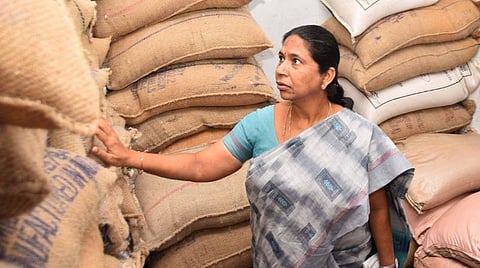 ஆட்சியர் அலுவலகத்தில் சிறுதானிய உணவகம் - சுய உதவிக் குழுக்களுக்கு தருமபுரி கலெக்டர் அழைப்பு