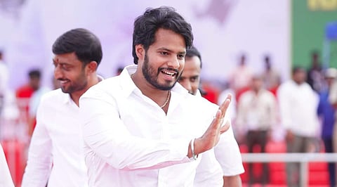 லக்‌ஷ்மன் இயக்கத்தில் நிகில் குமாரசாமி