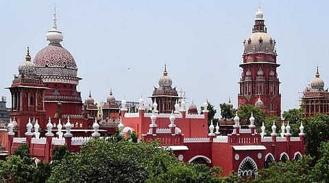 பஞ்சாப், ஹரியாணாவில் உள்ளதுபோல சிறைக் கைதிகள் இல்லற வாழ்வில் ஈடுபடும் வகையில் திட்டம்: தமிழக அரசுக்கு உயர் நீதிமன்றம் பரிந்துரை