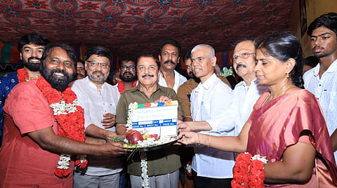 எழுத்தாளர் அஜயன்பாலா இயக்கும் படத்தின் பணிகள் தொடக்கம்