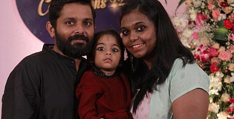கோவை தம்பதியின் 3 வயது குழந்தைக்கு ‘சாதி, மதம் இல்லை’ என சான்று 