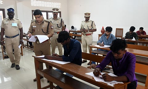 3,359 காவலர்களை தேர்வு செய்ய அறிவிப்பு வெளியீடு