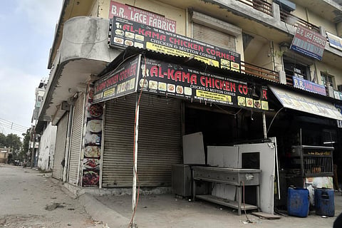 கிராமங்களில் முஸ்லிம் வியாபாரிகளுக்கு தடை விதிக்கும் ஹரியாணா பஞ்சாயத்து தலைவர்களின் கடிதங்களால் சர்ச்சை