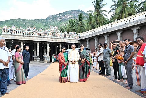 திருவண்ணாமலை கிரிவல பகுதியில் அசைவ உணவகங்கள் - ஆளுநர் ஆர்.என்.ரவி வருத்தம்