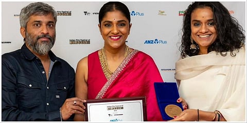 துல்கர் சல்மானின் சீதா ராமம் படத்துக்கு சர்வதேச விருது 