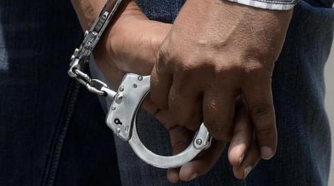 சென்னை | மின்சார ரயிலில் பயணி தவறவிட்ட 38 பவுன் நகைகள் அடங்கிய பையை எடுத்து சென்றவர் கைது
