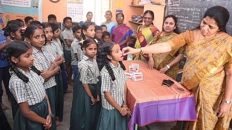 தமிழகத்தில் இன்று குடற்புழு நீக்க சிறப்பு முகாம்: 2.69 கோடி பேருக்கு மாத்திரைகள் வழங்க இலக்கு