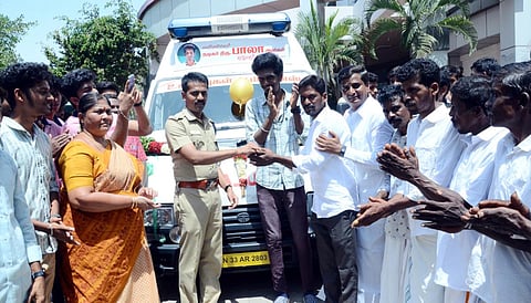 மலைகிராம மக்களுக்காக சொந்த செலவில் ஆம்புலன்ஸ் வாங்கிக் கொடுத்த நடிகர் பாலா