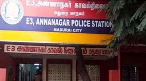 ஓய்வுபெற்ற அதிகாரியின் மனைவி, மகன், மகள் தற்கொலை: வறுமை காரணமா என மதுரை போலீஸ் விசாரணை