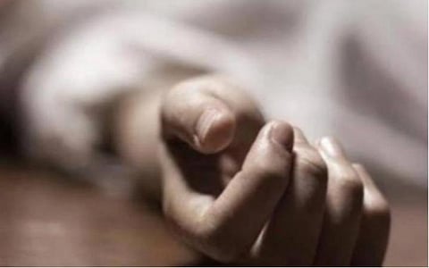 மெரினா கடற்கரையில் காவல் வாகனம் மோதி பெண் உயிரிழப்பு