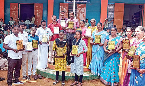 கட்டுரையாளர்: அரசு பள்ளி ஆசிரியர்,சிலேட்டுக்குச்சி, ரெட் இங்க் நூல்களின் ஆசிரியர்