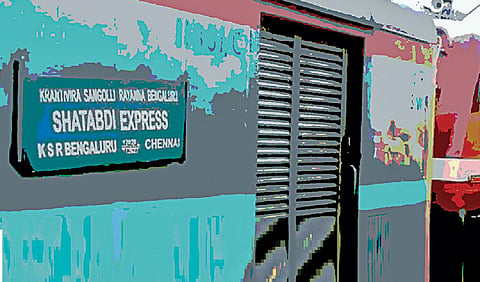 இந்திய ரயில்வேயா... இந்தி ரயில்வேயா?
