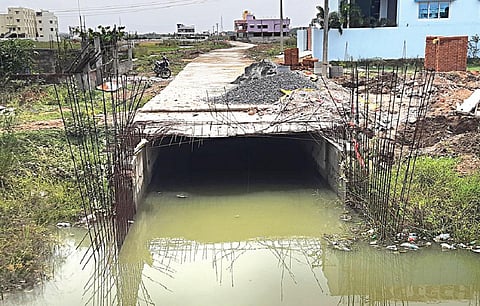 வரதராஜபுரம்.. வெள்ளம் ‘வராத’ ராஜபுரமாகுமா? - பருவமழைக்குள் தடுப்பு பணிகளை முடிக்க கோரிக்கை