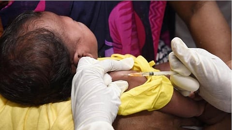 குழந்தைகளுக்கான தடுப்பூசி சான்றிதழை டிஜிட்டலில் வழங்குவதை எளிமையாக்க நடவடிக்கை எடுக்க வேண்டும்: மத்திய அரசுக்கு மாநில பொது சுகாதாரத் துறை கடிதம்