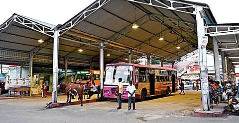கொரட்டூர் பேருந்து நிலையம் படம்: ம.பிரபு