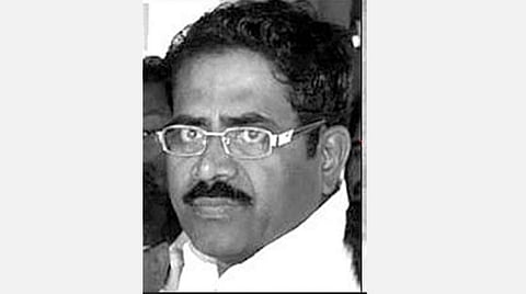 மதுரை திமுக முன்னாள் மண்டலத் தலைவர் மீது சரமாரி தாக்குதல் - பெங்களூரூ மருத்துவமனையில் அனுமதி