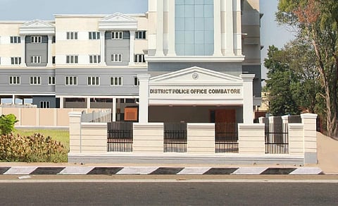 ஆட்சேபகரமான கருத்துகளுடன் சுவரொட்டி ஒட்டினால் நடவடிக்கை: கோவை மாநகர காவல் துறை எச்சரிக்கை