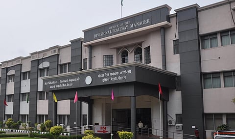விடுமுறை கால சிறப்பு மலை ரயில் இயக்கம்: சேலம் கோட்ட ரயில்வே நிர்வாகம் அறிவிப்பு