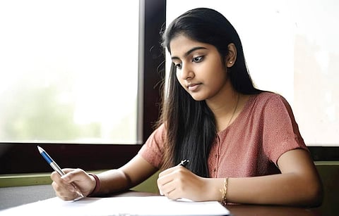 படிப்பதும் சுகம்தானே!