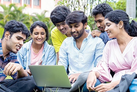 வேலைக்கு நான் தயார்: 12 - ‘ராயல்’ காமர்ஸில் இத்தனை பிரிவுகளா?