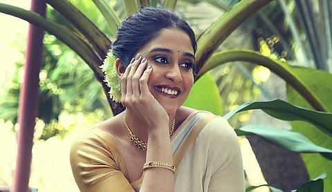 ‘கான்ஜூரிங் கண்ணப்பன்’ படத்துக்காக பிரம்மாண்ட அரண்மனை செட்!
