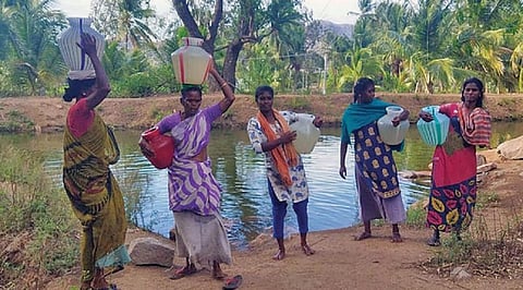 அமராவதி அணை கட்ட நிலம் வழங்கியும் பாதுகாக்கப்பட்ட குடிநீர் வசதி செய்து தரப்படவில்லை: பழங்குடியின மக்கள் கவலை