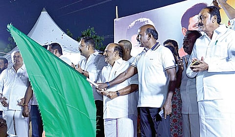 கலைஞர் நூற்றாண்டு மாரத்தான் போட்டி: அமைச்சர்கள் தொடங்கி வைத்தனர்