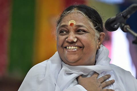 அமைதி, பாதுகாப்புக்கான உலக தலைவர் விருது - மாதா அமிர்தானந்தமயி தேவிக்கு பாராட்டு விழா