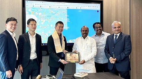 தமிழகத்தில் சிறு துறைமுகங்களை மேம்படுத்துவது குறித்து சிங்கப்பூர் துறைமுக பிரதிநிதிகளுடன் அமைச்சர் வேலு ஆலோசனை