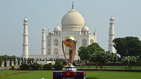 ஆக்ராவில் உலகக் கோப்பை